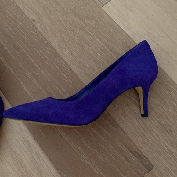 Lord & Taylor Deson blue heels suede size 7.5 - Picture 2 of 8